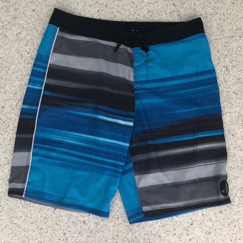 Men’s O’Neill Boardshorts, size 34